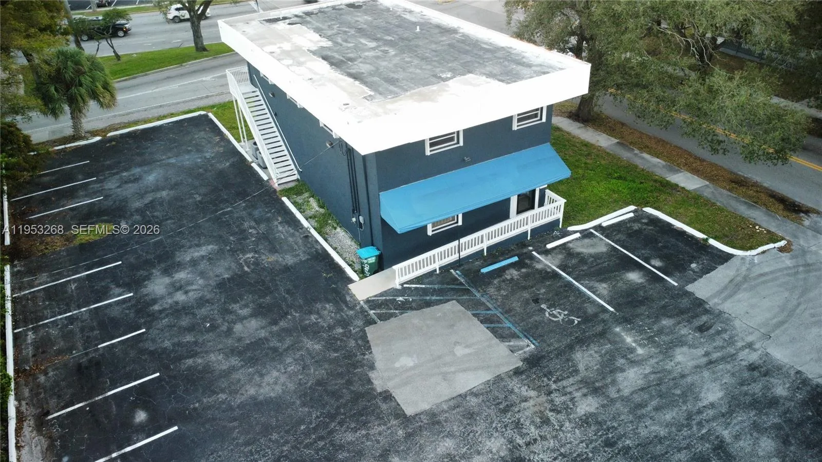2555 Polk St, Hollywood, FL 33020 photo 5