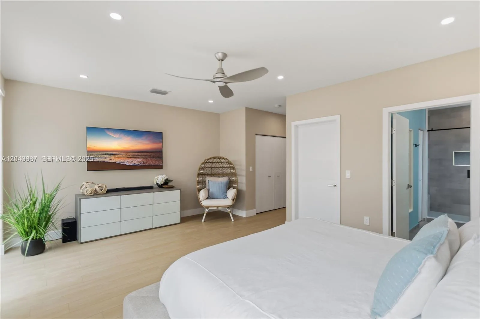 809 SW 10th Ter, Fort Lauderdale, FL 33315 photo 13