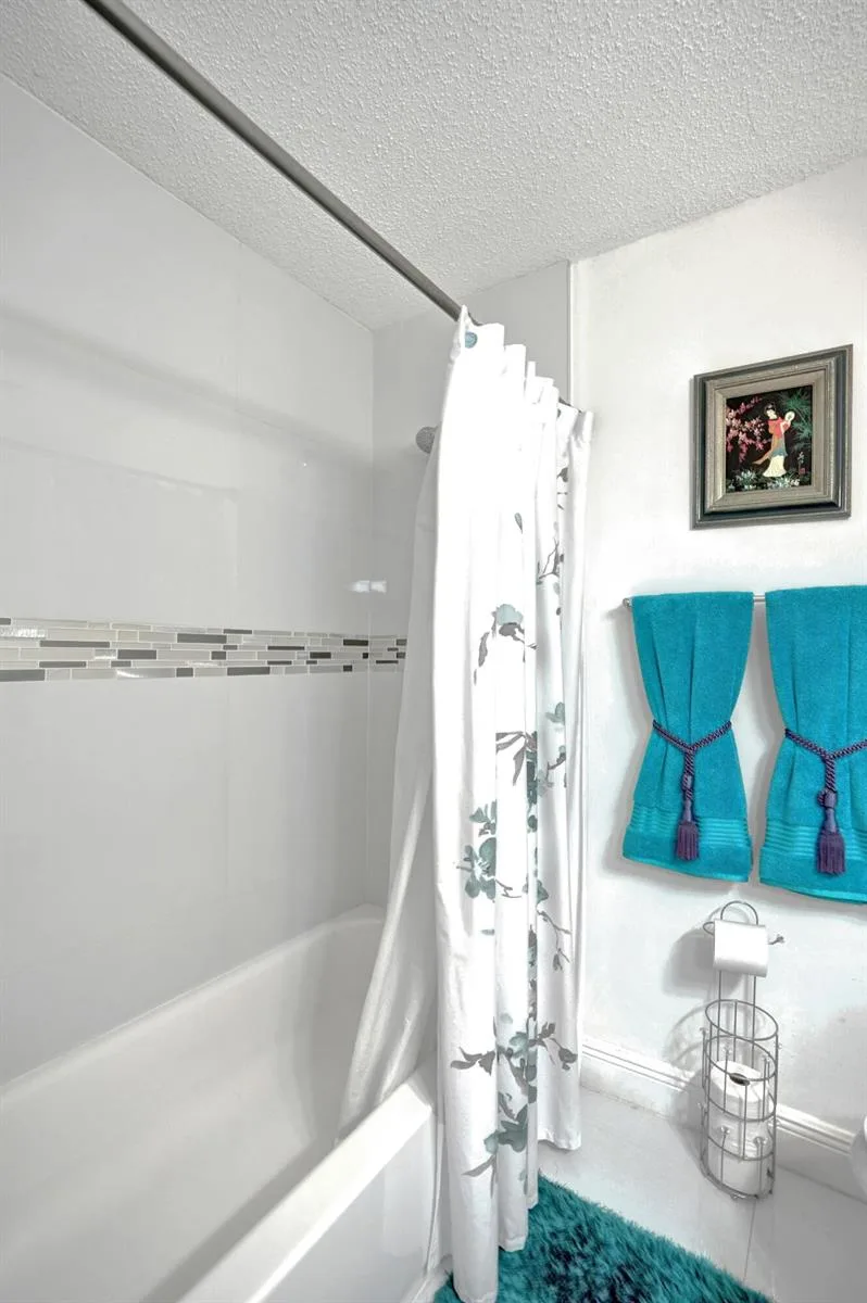 1034 NW 88th Avenue, Plantation, FL 33322 photo 10