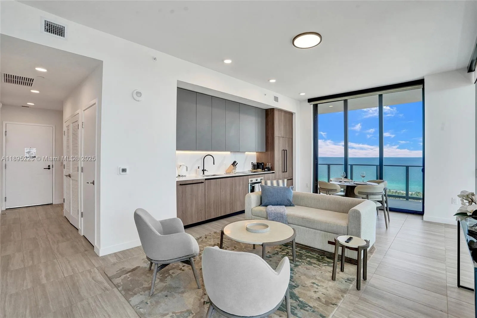 580 72nd street # 2102, Miami Beach, FL 33141 photo 2