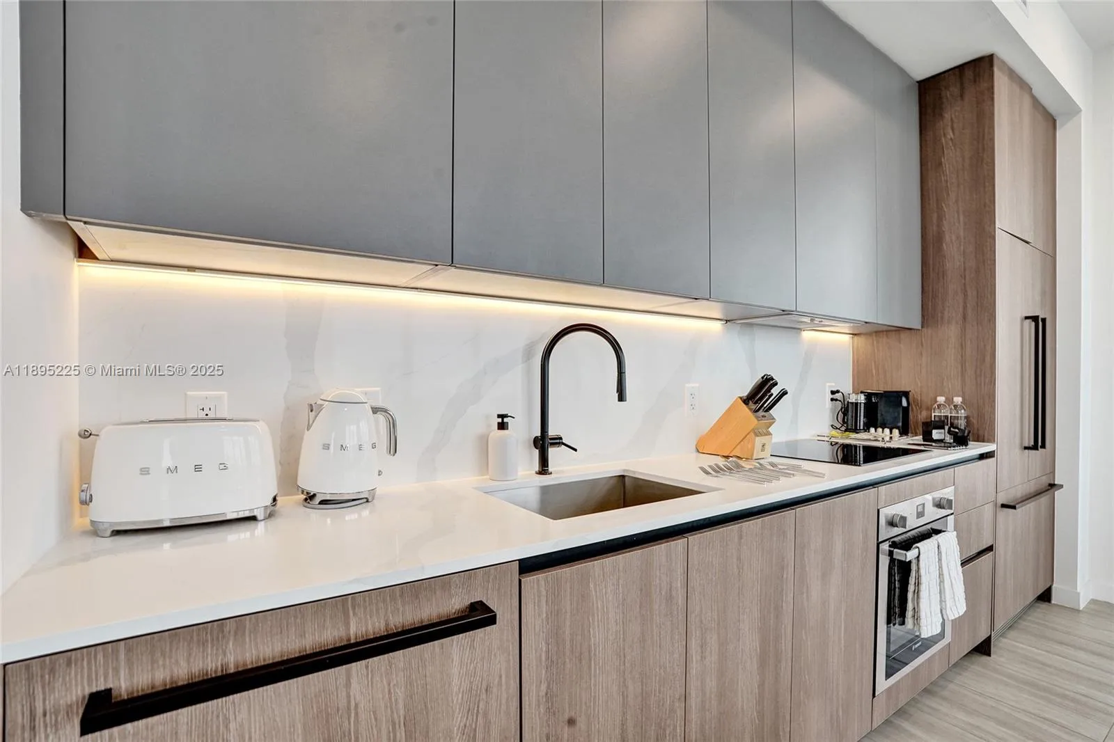 580 72nd street # 2102, Miami Beach, FL 33141 photo 4
