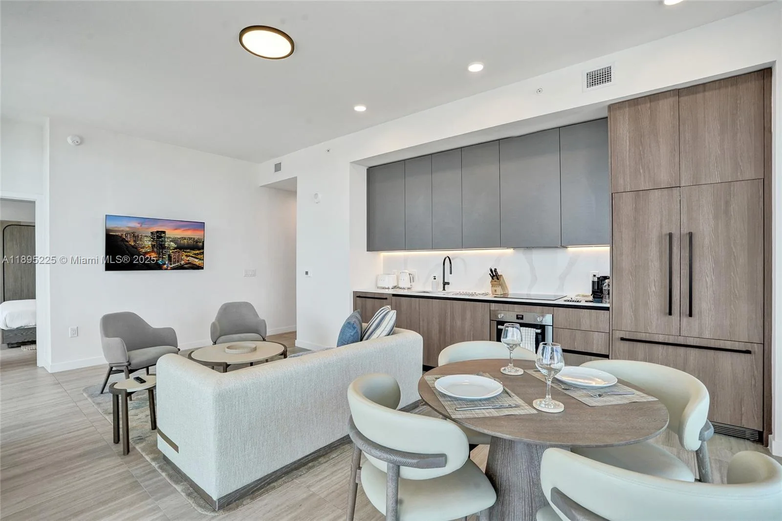 580 72nd street # 2102, Miami Beach, FL 33141 photo 6