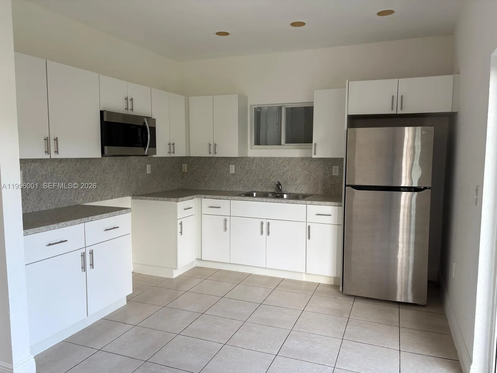 2916 NW 51st St, Miami, FL 33142 photo 3