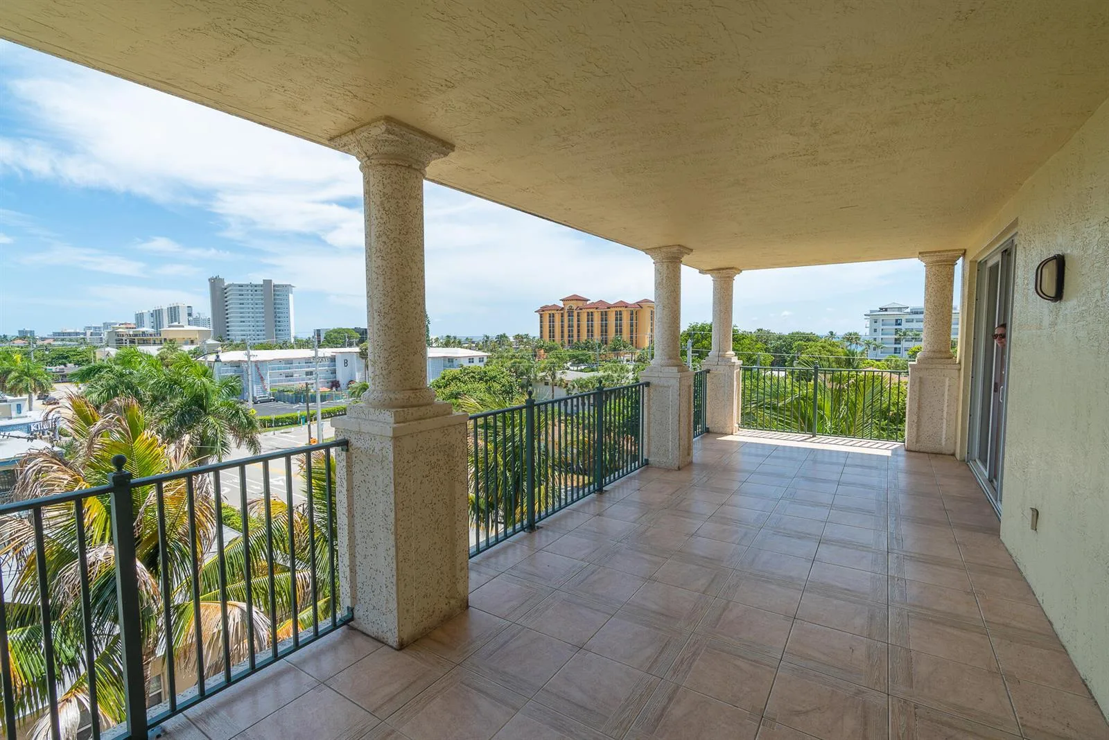 9 NE 20TH Avenue # 501, Deerfield Beach, FL 33441 photo 3