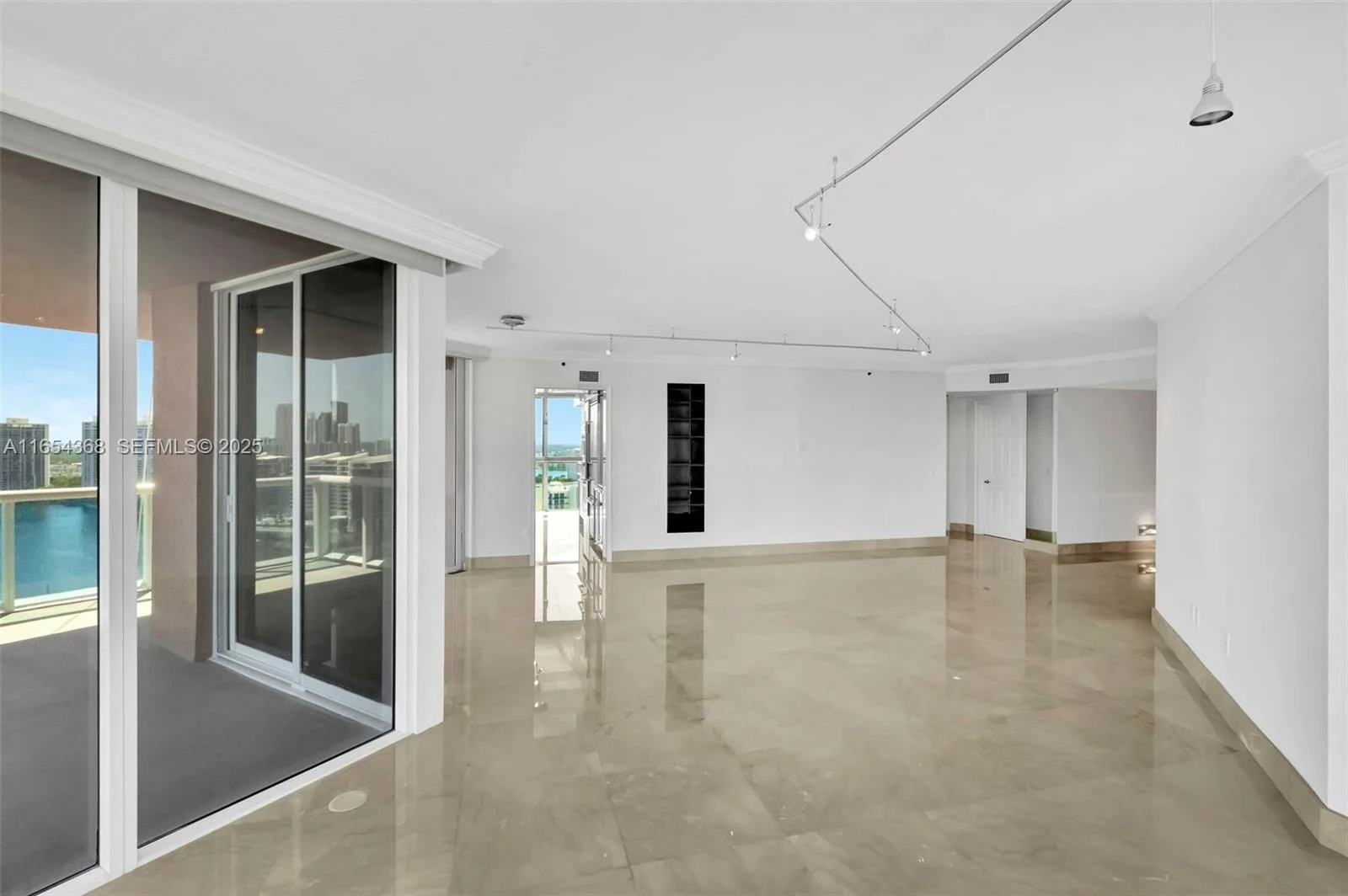 3370 Hidden Bay Dr # 2708, Aventura, FL 33180 photo 13