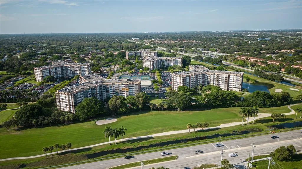 1400 Saint Charles Place # 211, Pembroke Pines, FL 33026 photo 2