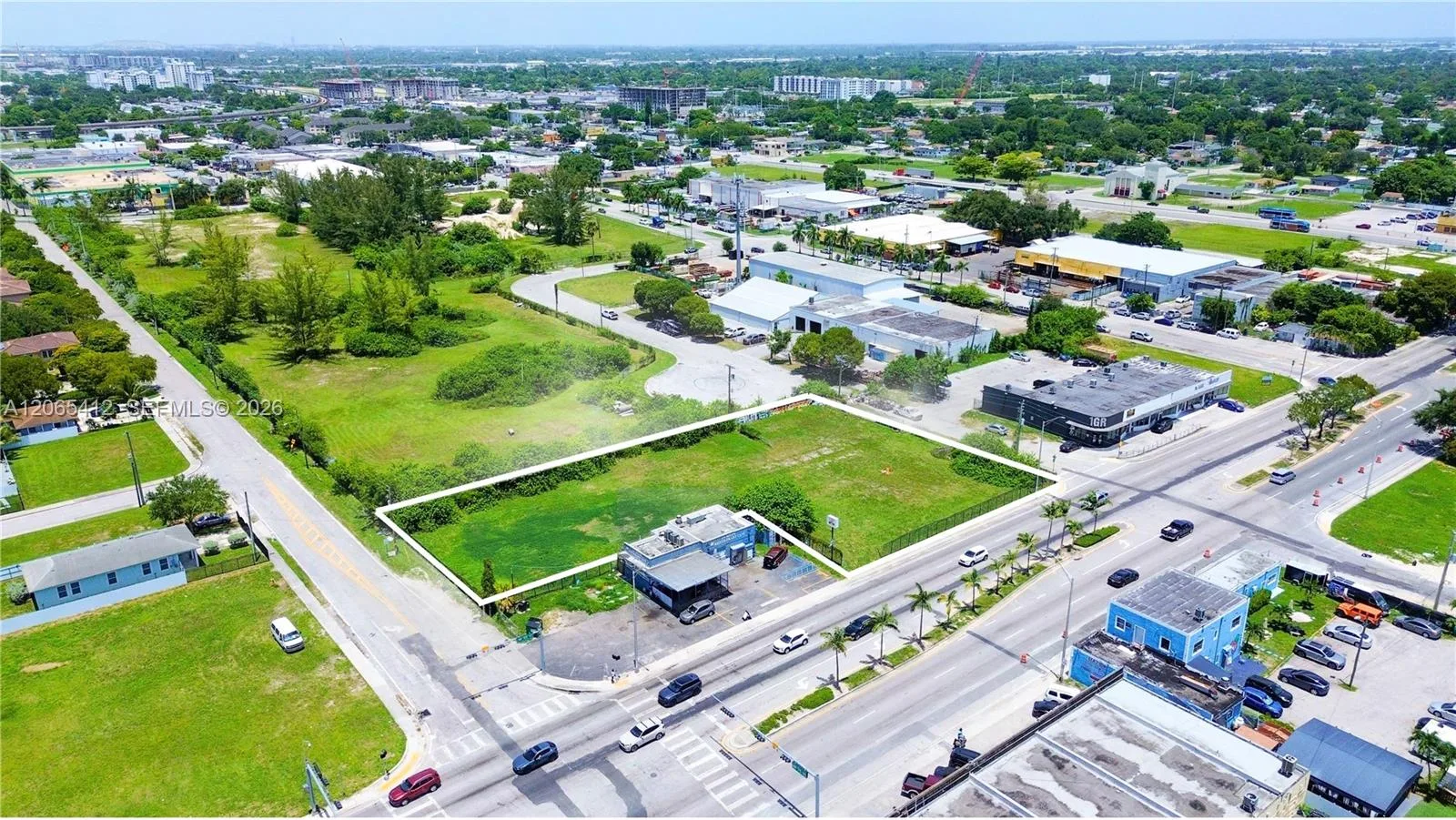 2230 NW 76th St, Miami, FL 33147 photo 3