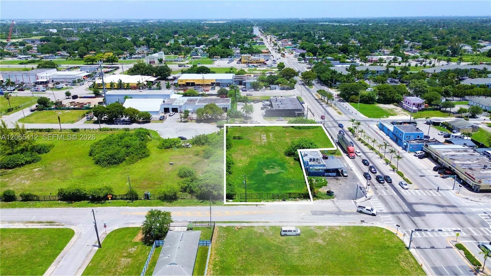 2230 NW 76th St, Miami, FL 33147 photo 4