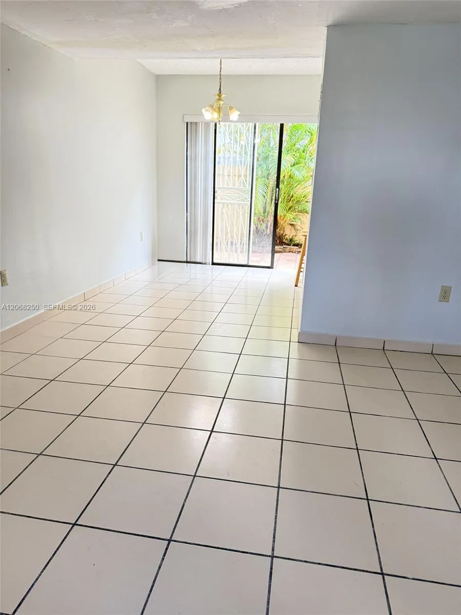 1701 W 42nd Pl # 10, Hialeah, FL 33012 photo 5