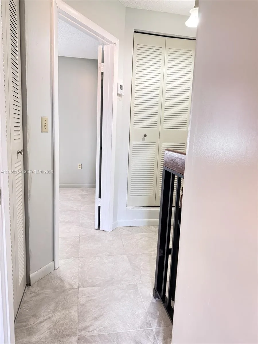 1701 W 42nd Pl # 10, Hialeah, FL 33012 photo 7