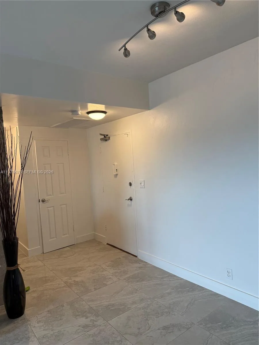 880 NE 69th St # 5Q, Miami, FL 33138 photo 11