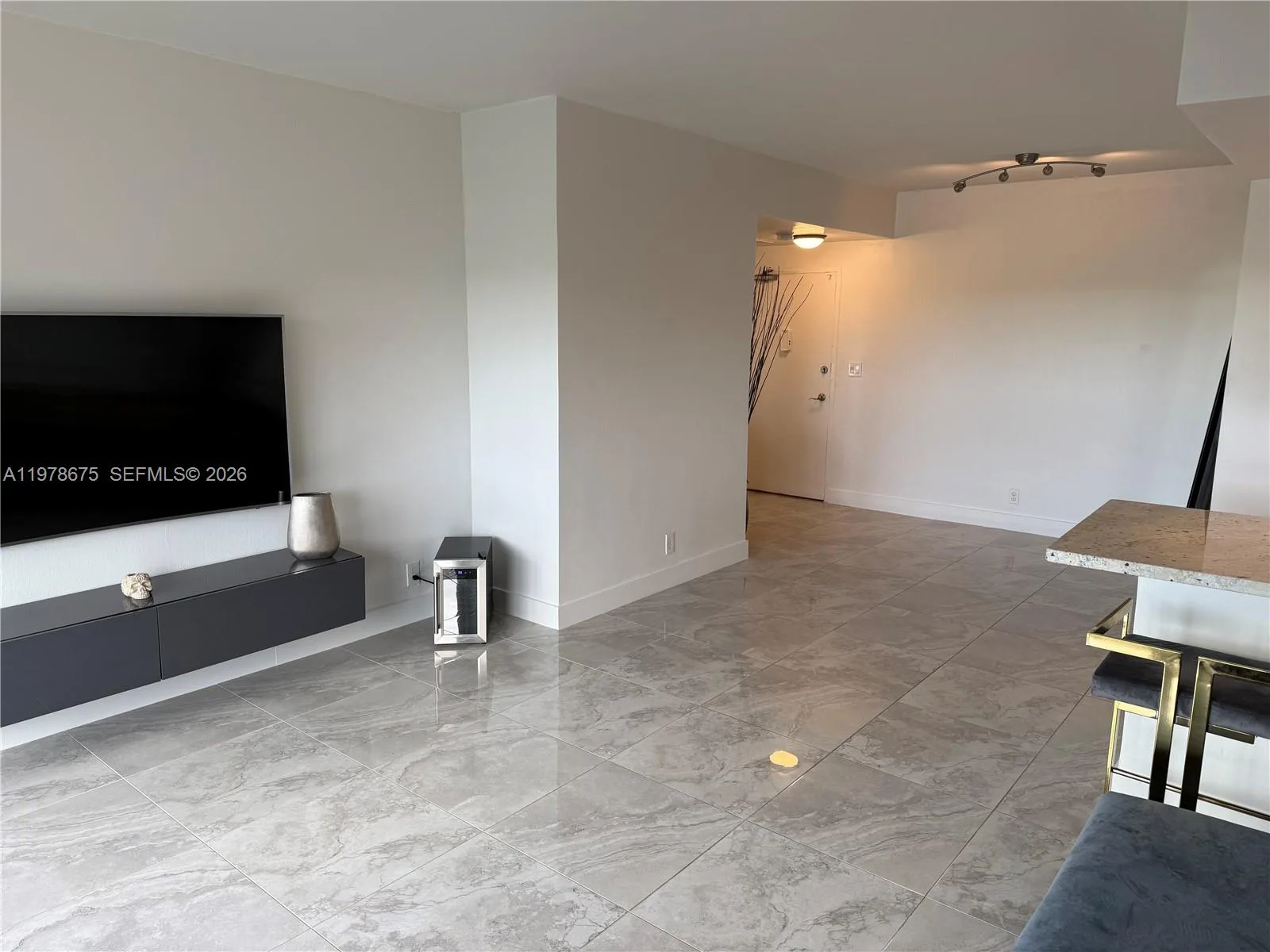 880 NE 69th St # 5Q, Miami, FL 33138 photo 3