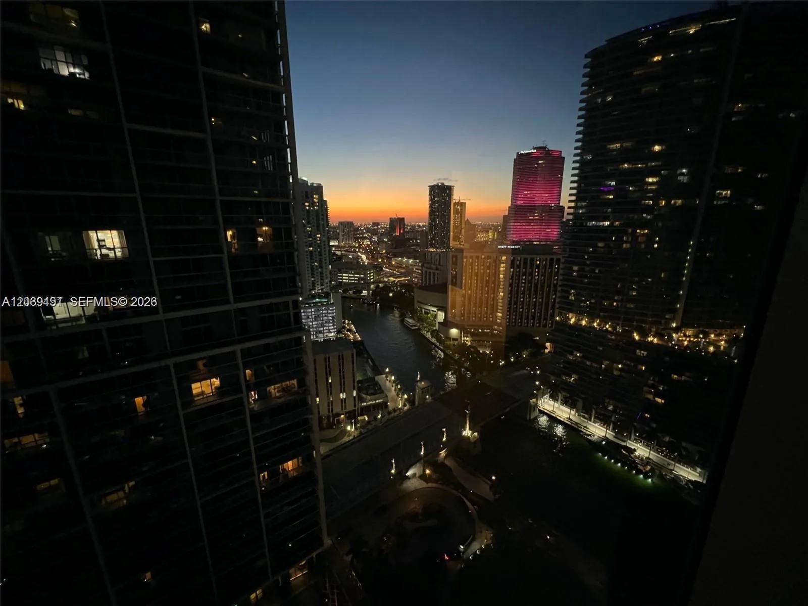 475 Brickell Ave # 3113, Miami, FL 33131 photo 12