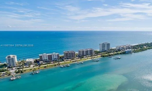 19670 Beach Rd # B323, Tequesta, FL 33469