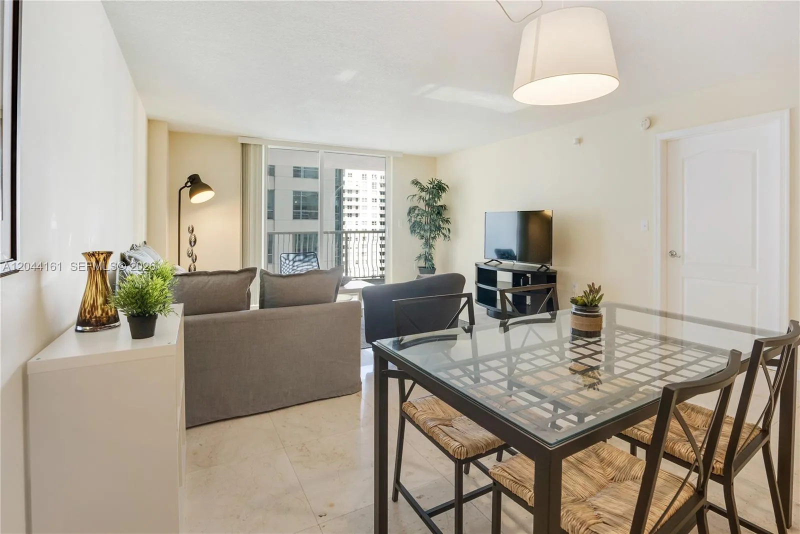 1200 Brickell Bay Dr # 2806, Miami, FL 33131 photo 6