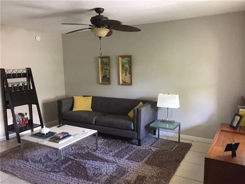 2741 NE 8th Avenue # 14, Wilton Manors, FL 33334