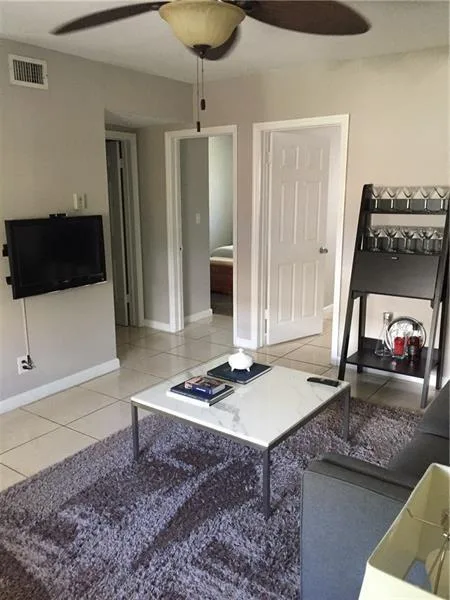 2741 NE 8th Avenue # 14, Wilton Manors, FL 33334 photo 5