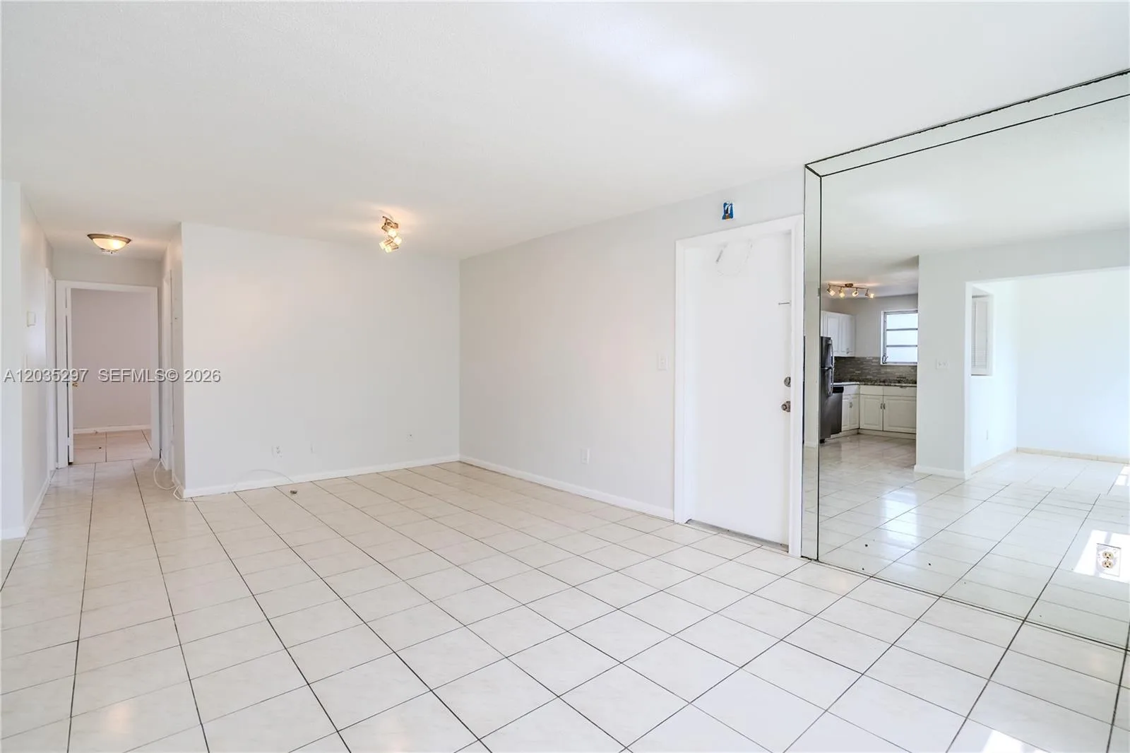 421 NE 1st St # 101, Hallandale Beach, FL 33009 photo 3