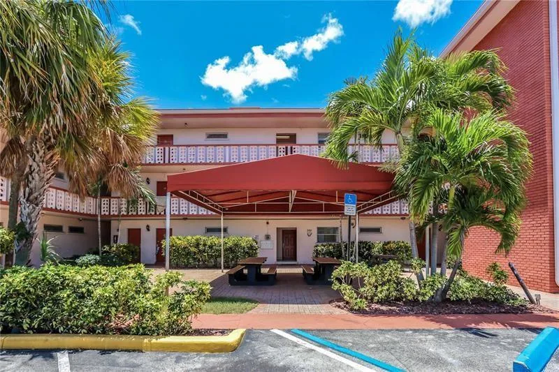 4800 Hollywood Boulevard # 3E, Hollywood, FL 33021 photo 3