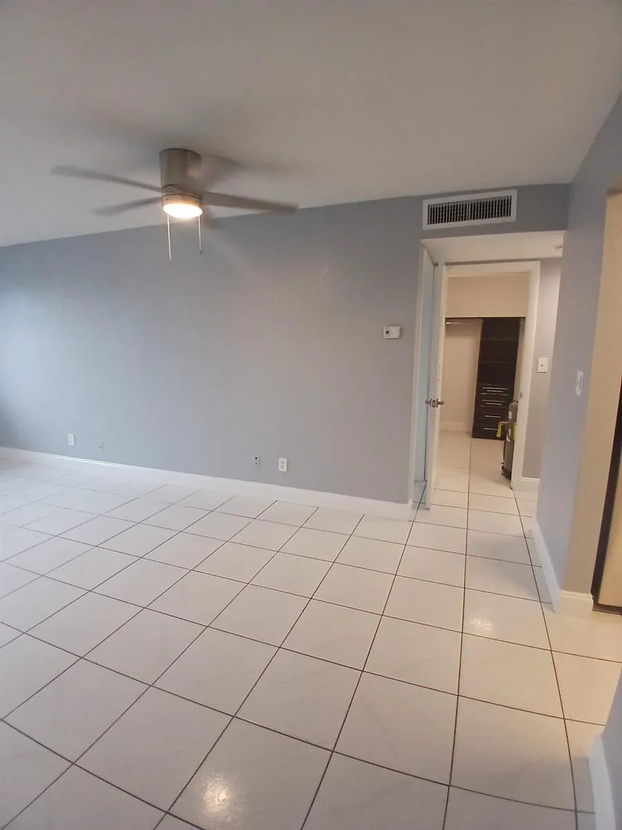 4800 Hollywood Boulevard # 3E, Hollywood, FL 33021 photo 8