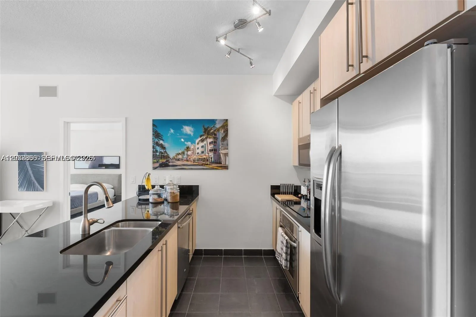 79 SW 12th St # 2204-S, Miami, FL 33130 photo 6