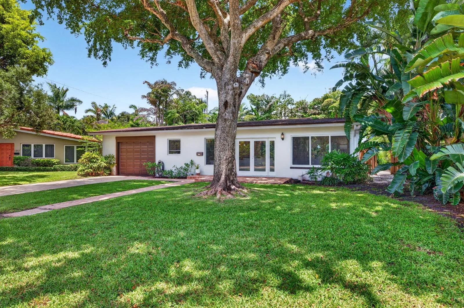 1318 SE 12TH Way, Fort Lauderdale, FL 33316