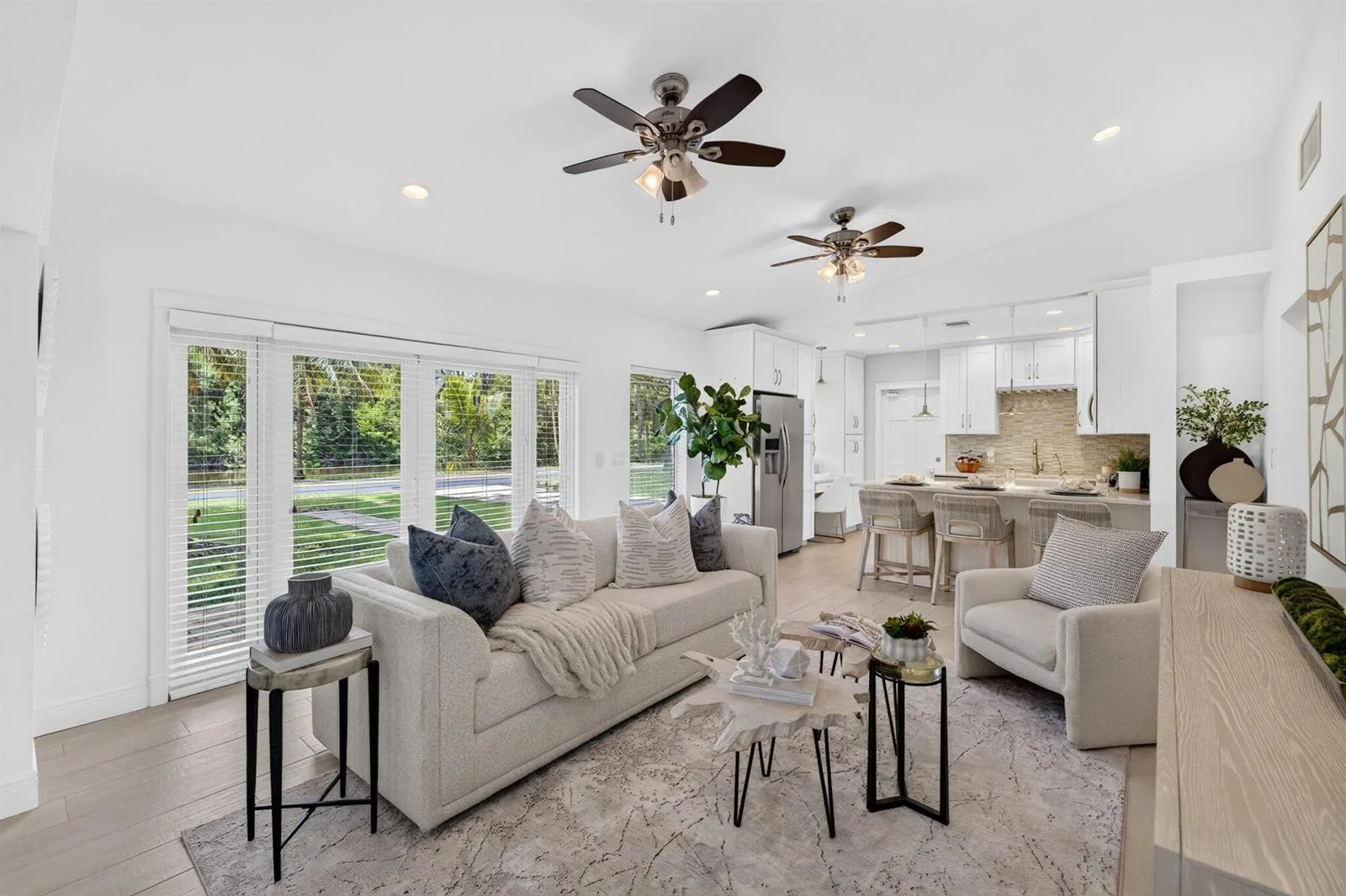 1318 SE 12TH Way, Fort Lauderdale, FL 33316 photo 9
