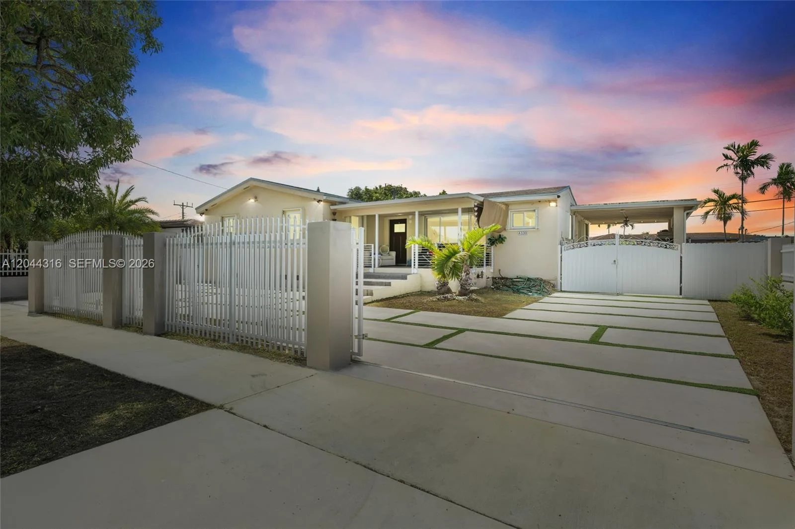 8330 SW 25th St, Miami, FL 33155