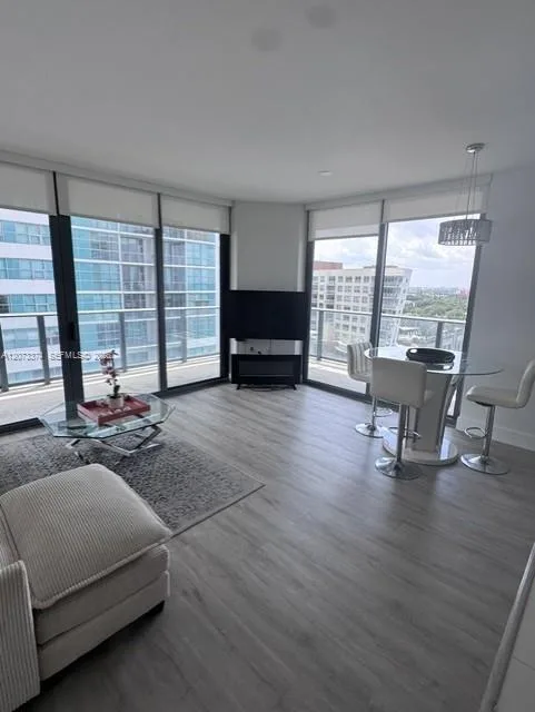 121 NE 34th St # 1001, Miami, FL 33137 photo 8