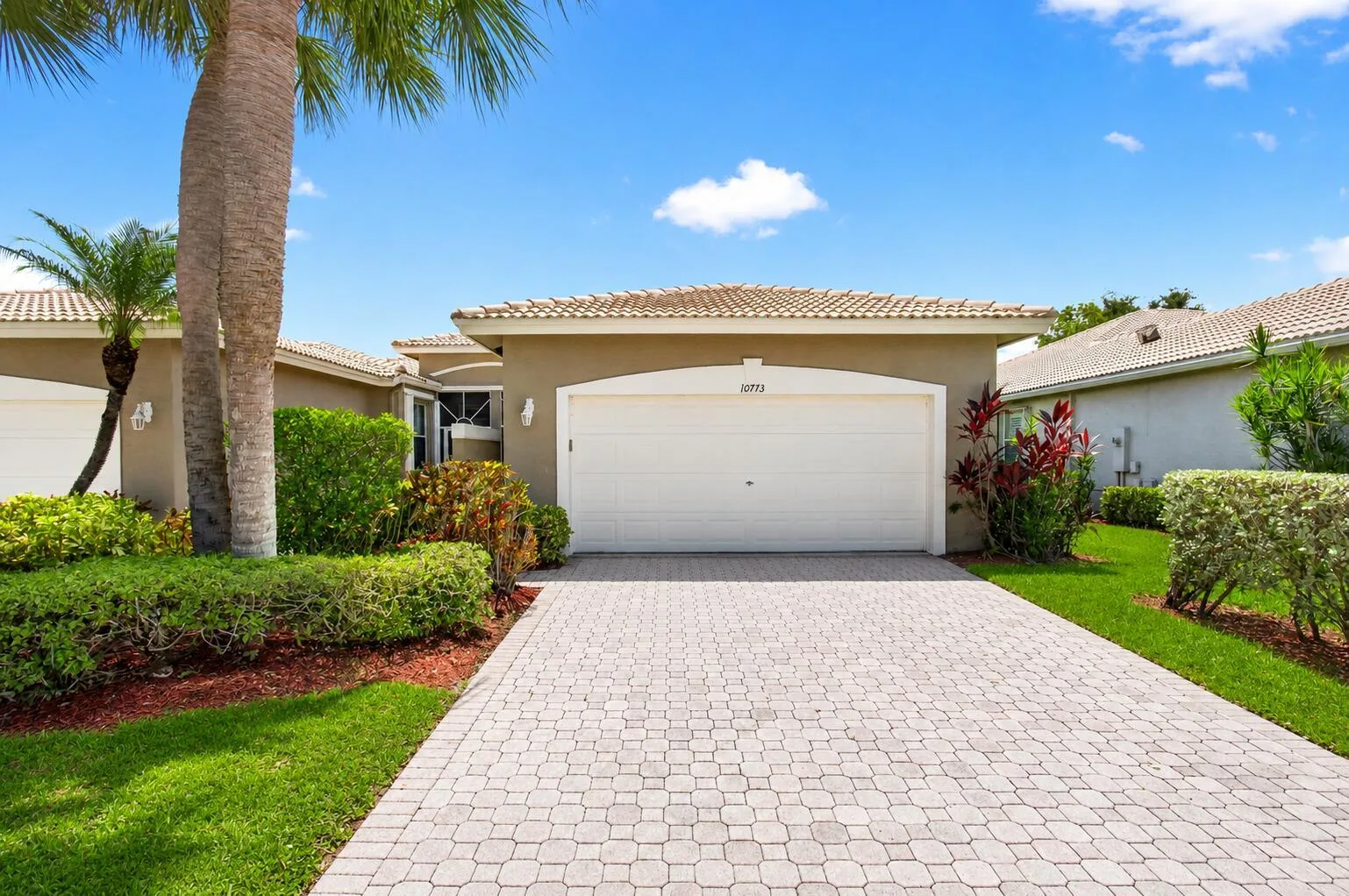 10773 Royal Caribbean Circle, Boynton Beach, FL 33437