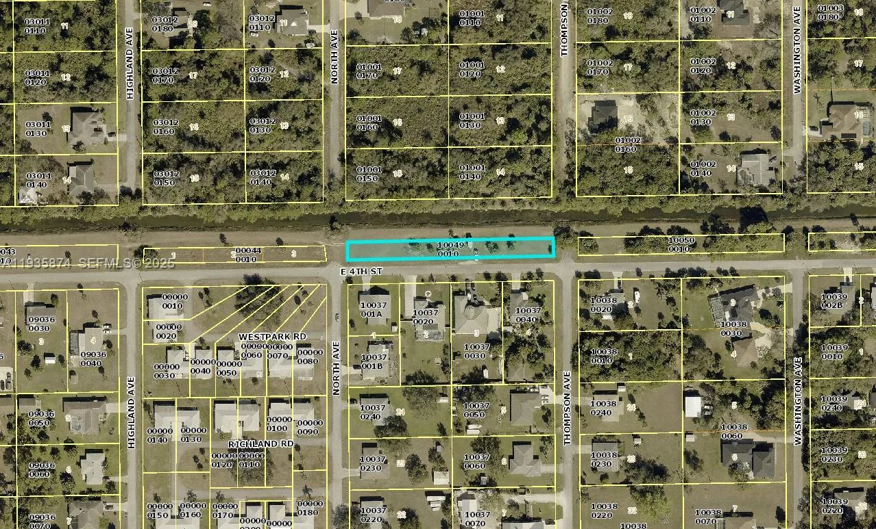 1203 E 4TH ST, Lehigh Acres, FL 33936