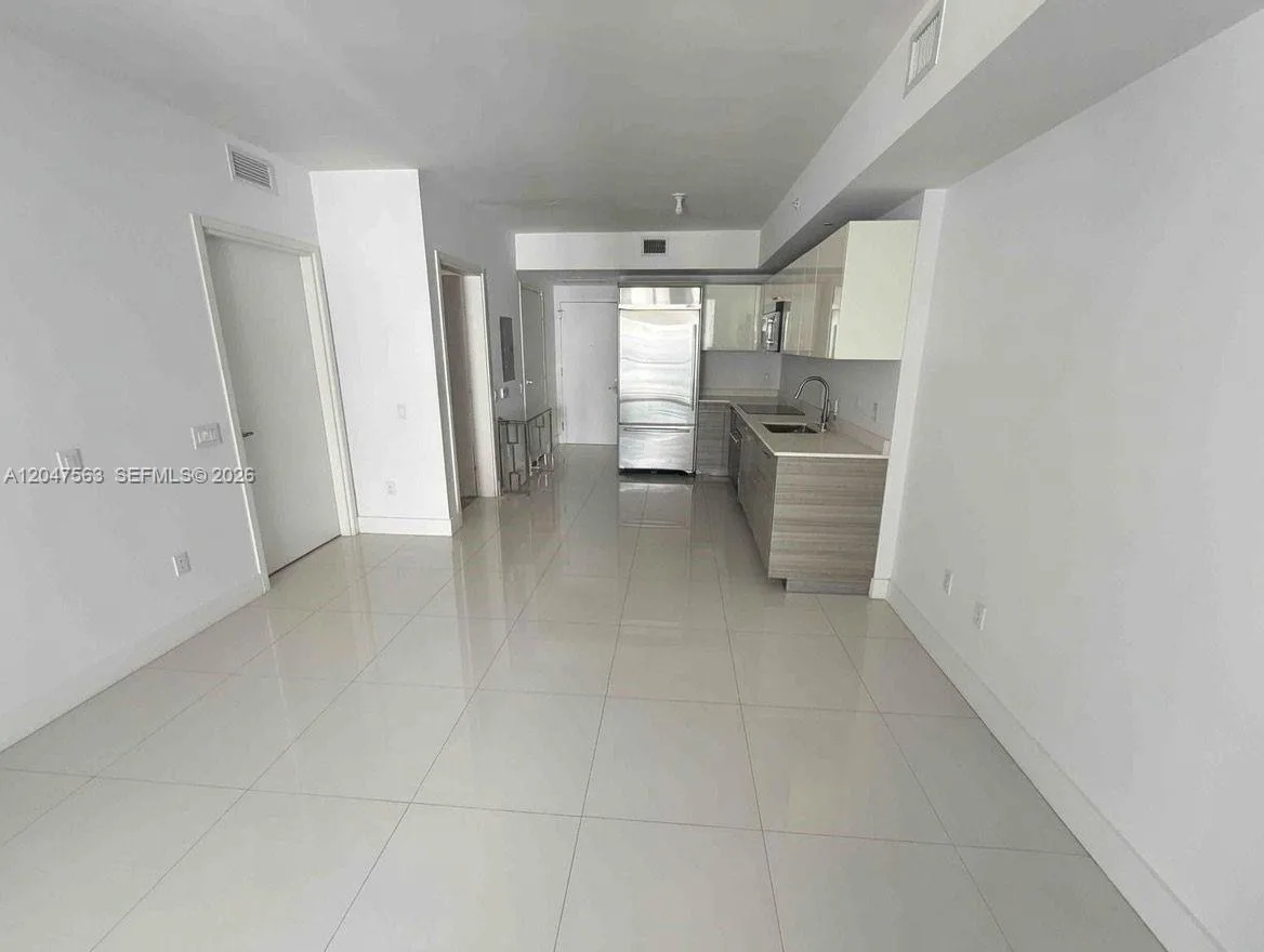 1300 Brickell Bay Dr # 1110, Miami, FL 33131 photo 7