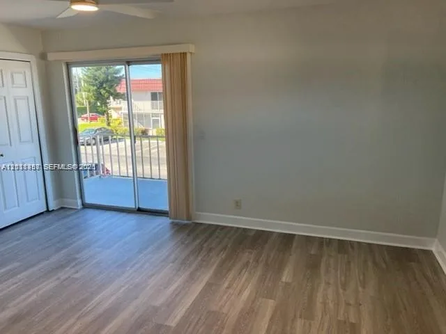 594 Saxony M # 594, Delray Beach, FL 33446 photo 6