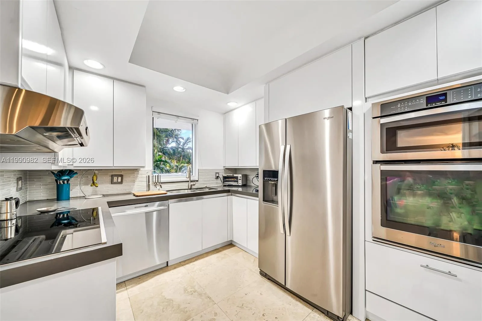 21050 Point Pl # 401, Aventura, FL 33180 photo 11