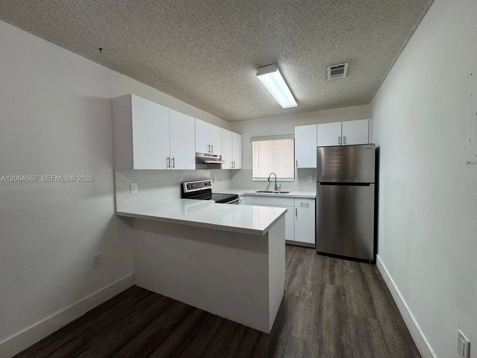 6375 W 22nd Ct # 204, Hialeah, FL 33016 photo 2