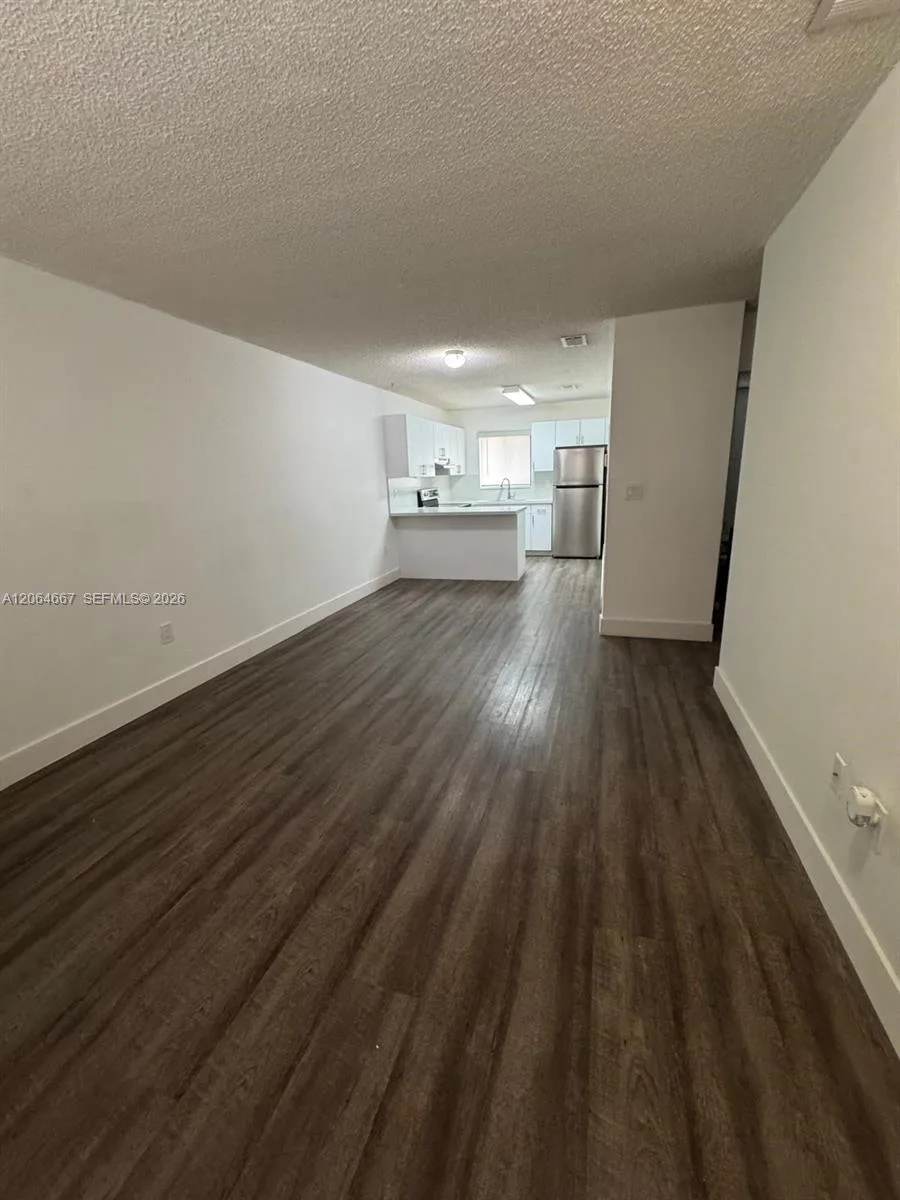 6375 W 22nd Ct # 204, Hialeah, FL 33016 photo 4