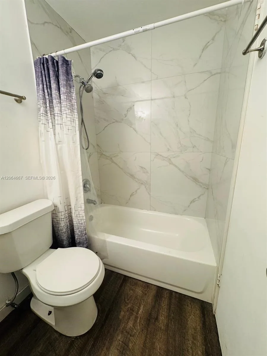 6375 W 22nd Ct # 204, Hialeah, FL 33016 photo 6