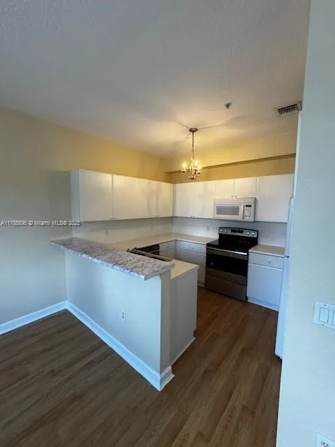 1017 Shoma Dr # 462, Royal Palm Beach, FL 33414 photo 5