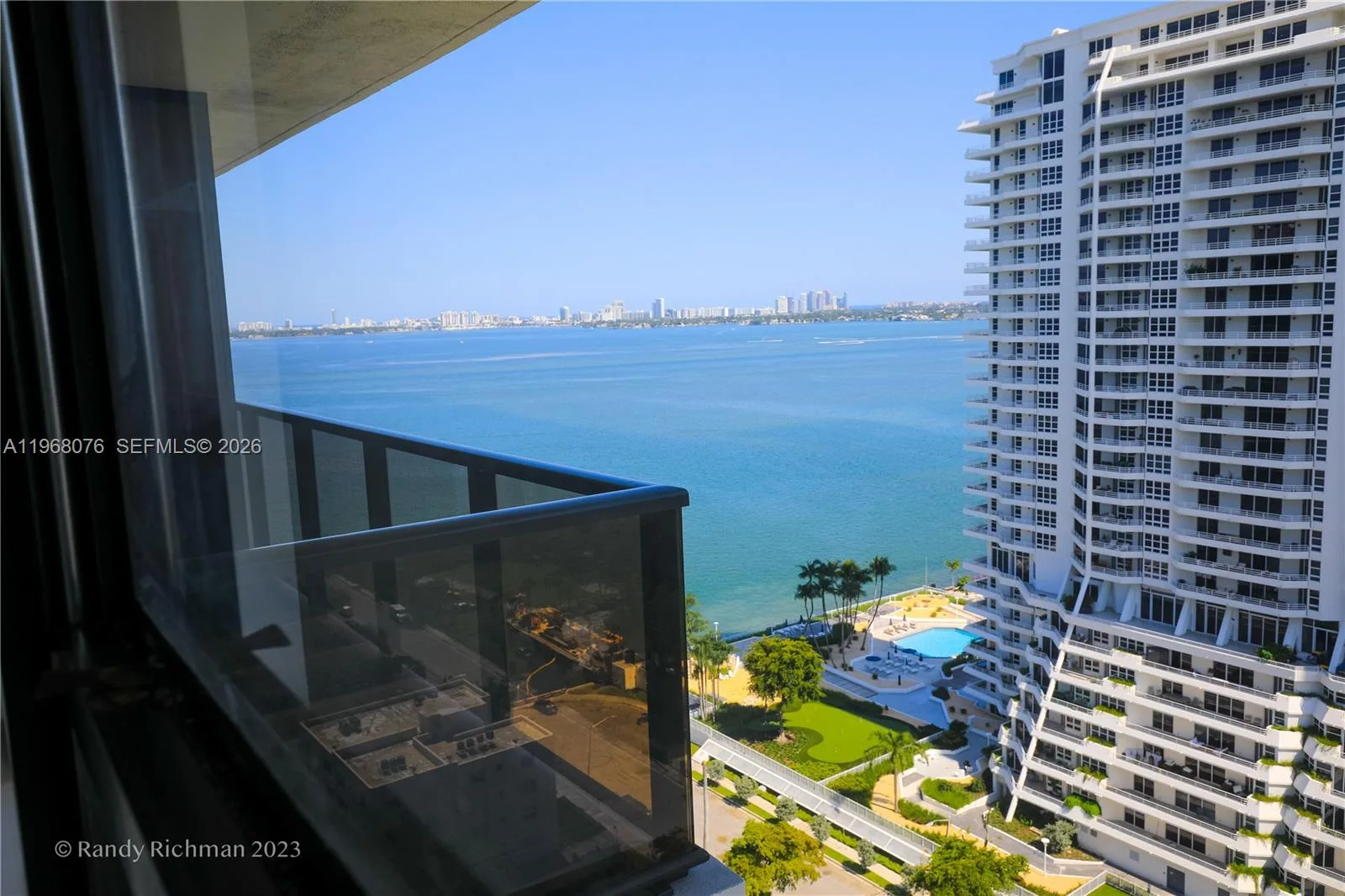 600 NE 36th St # T17, Miami, FL 33137 photo 12