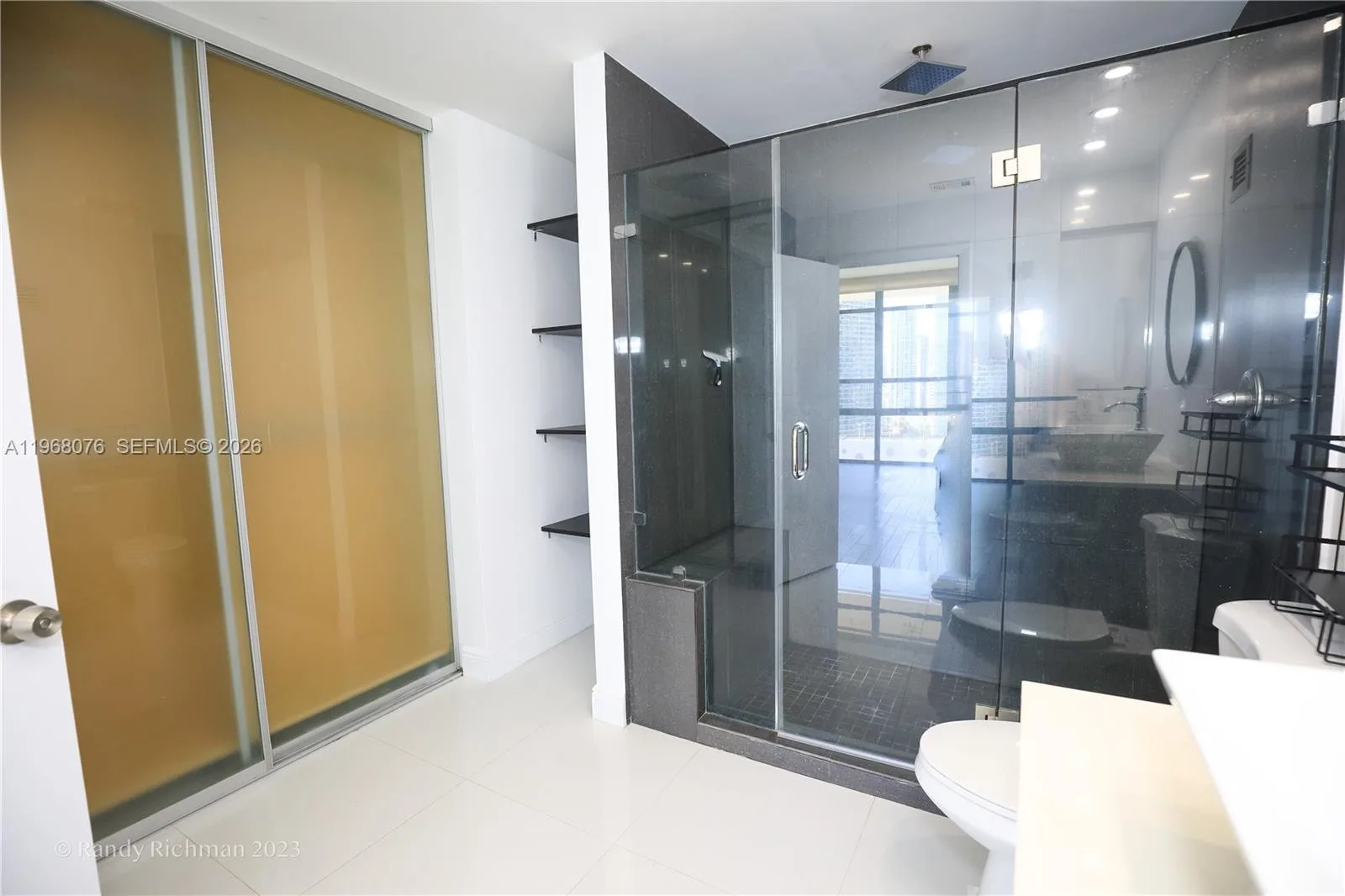 600 NE 36th St # T17, Miami, FL 33137 photo 3