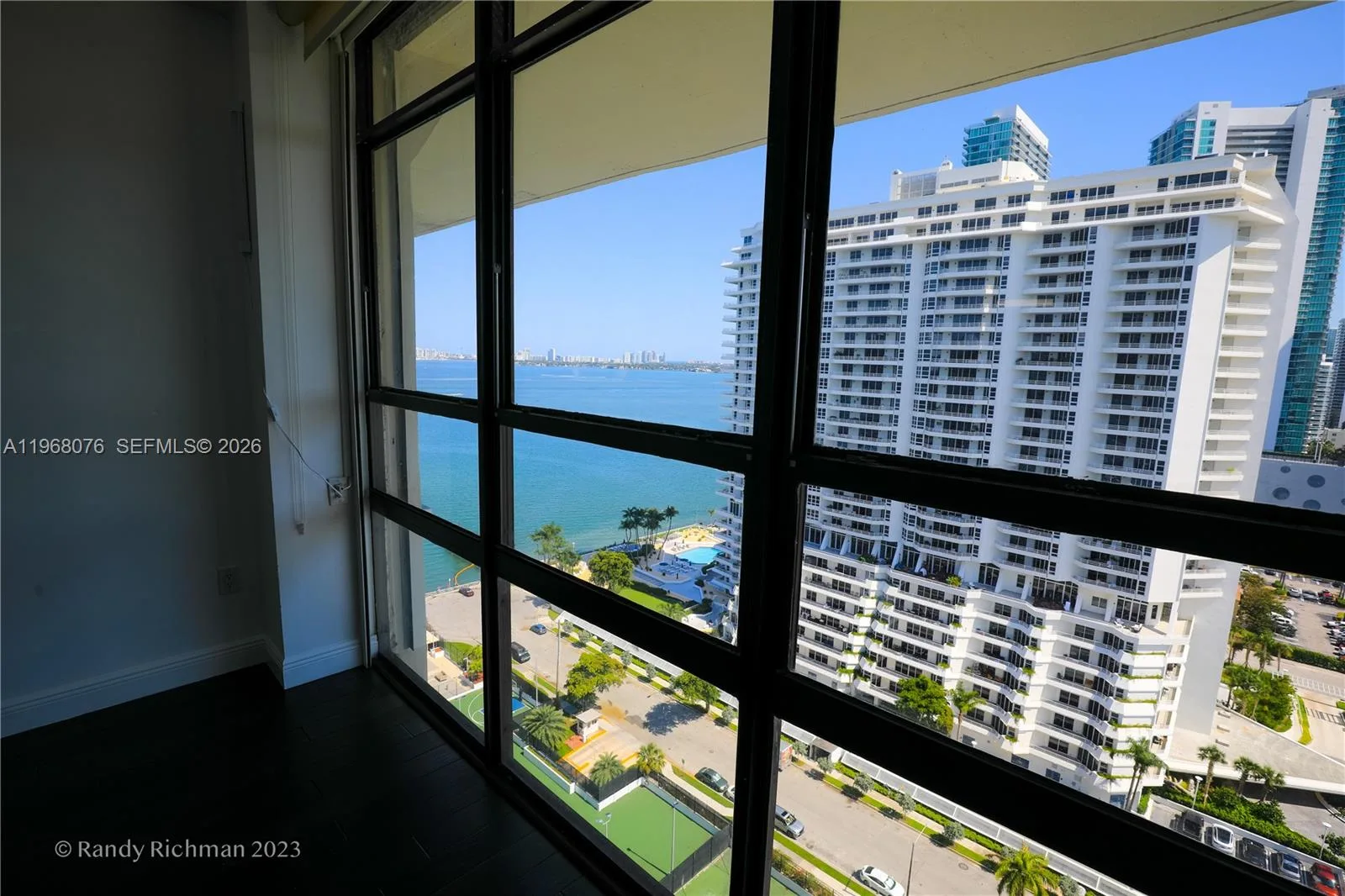 600 NE 36th St # T17, Miami, FL 33137 photo 6
