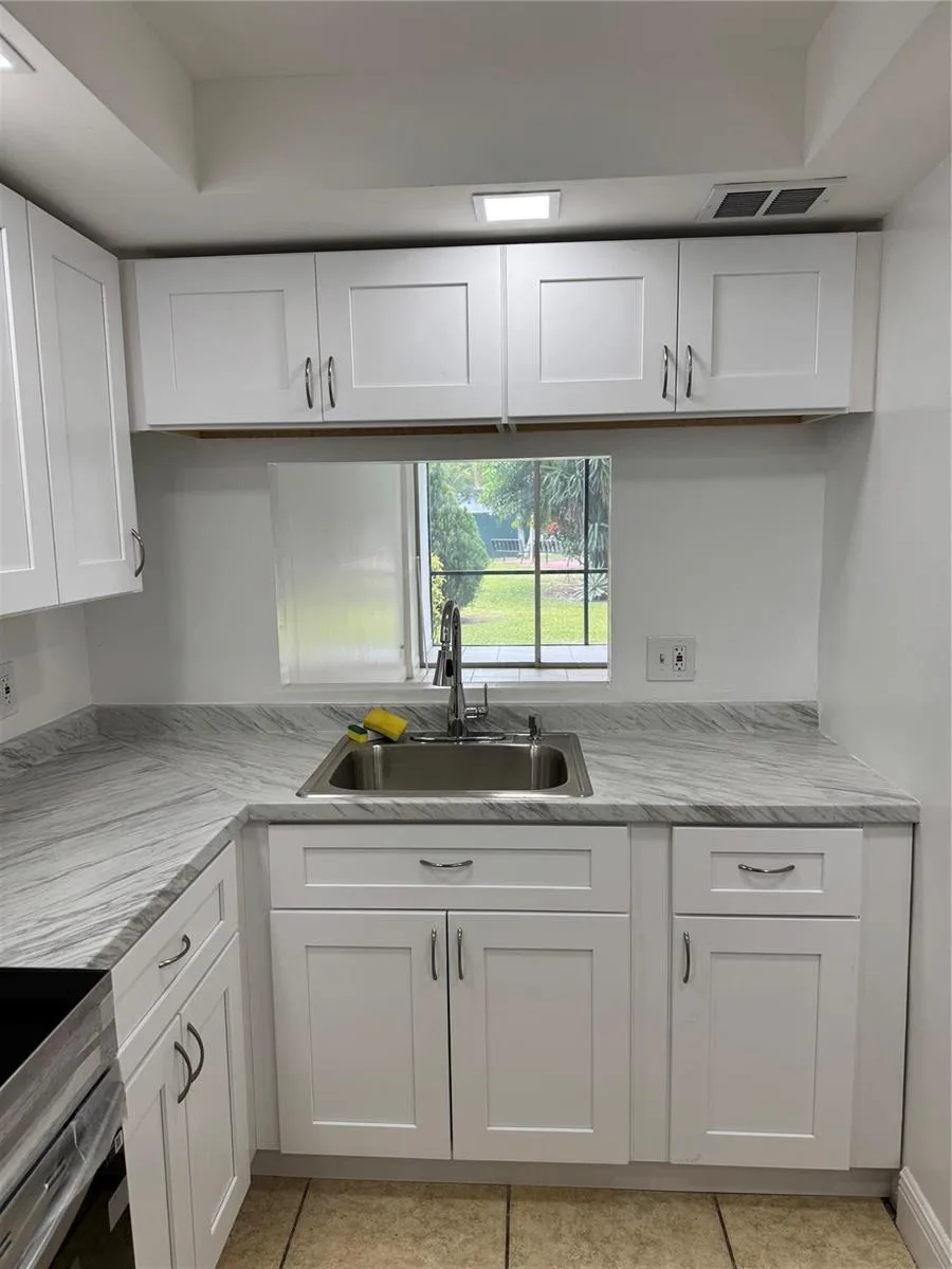 115 ROYAL PARK Drive # 1F, Oakland Park, FL 33309 photo 2