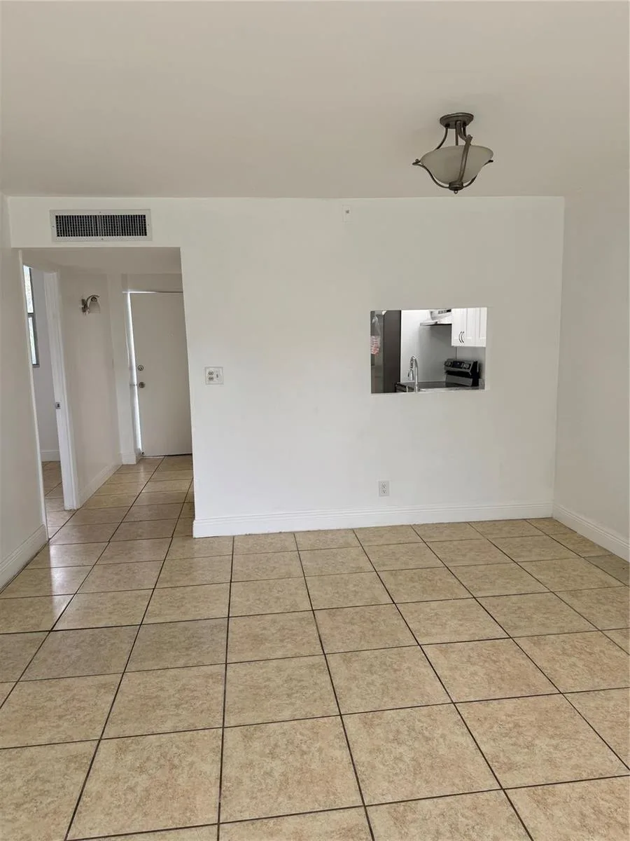 115 ROYAL PARK Drive # 1F, Oakland Park, FL 33309 photo 5