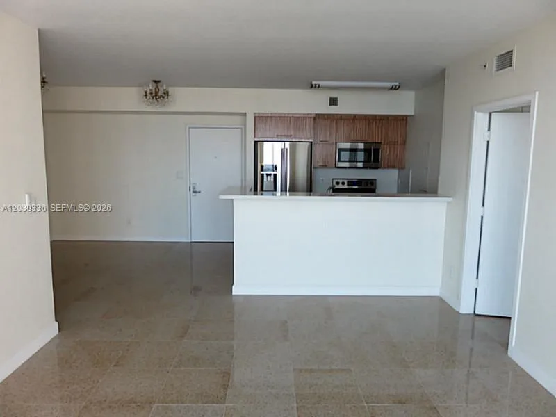325 S BISCAYNE BLVD # 4122, Miami, FL 33131 photo 12