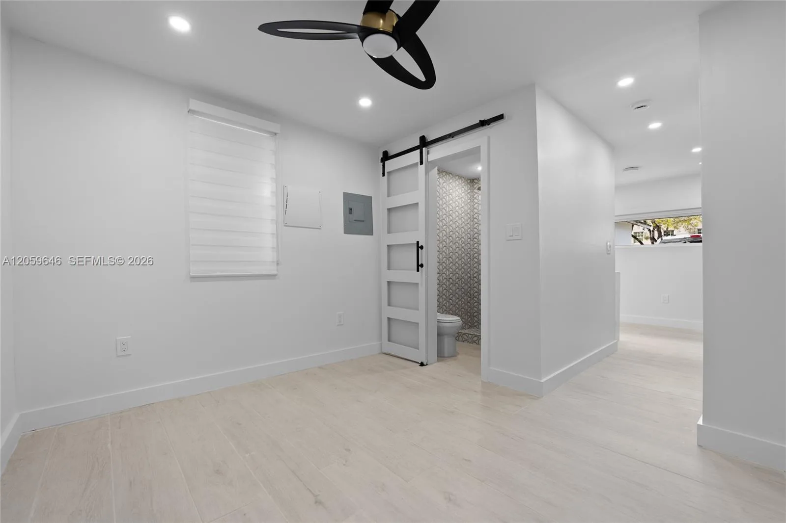 129 SW 9th Ave # 3, Miami, FL 33130 photo 5