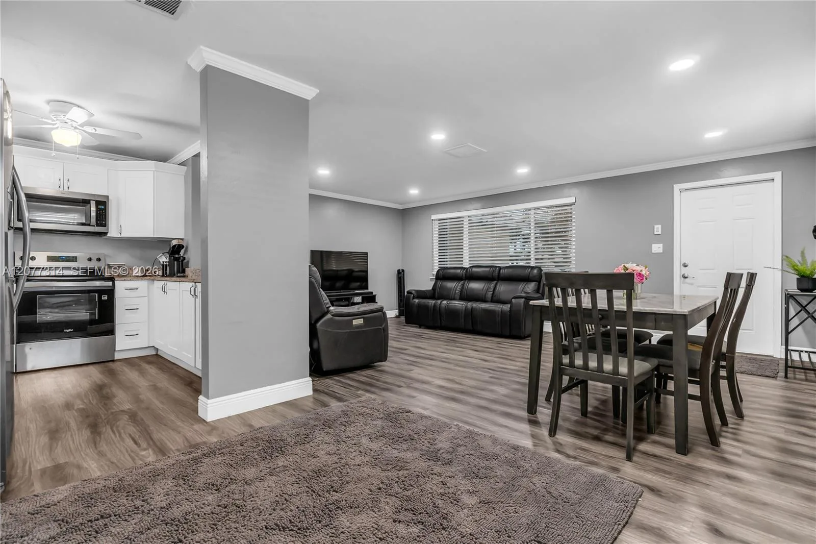 841 NE 59th St, Oakland Park, FL 33334 photo 6