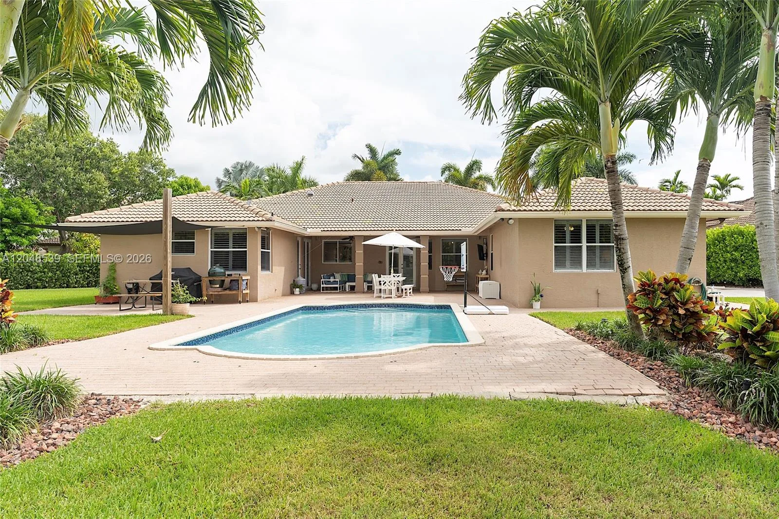 8298 SW 173rd Ter, Palmetto Bay, FL 33157 photo 5