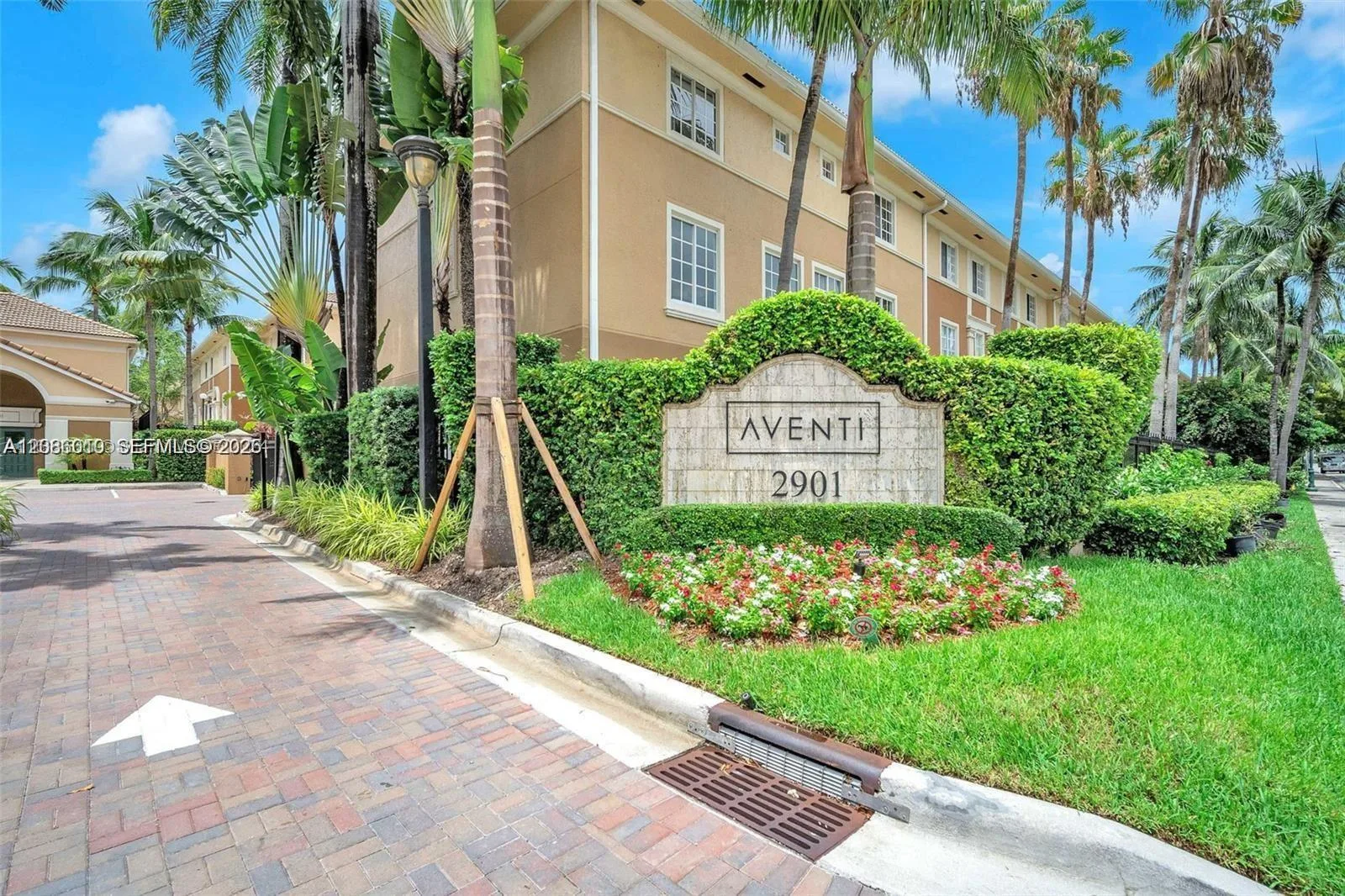 2965 NE 185th St # 1503, Aventura, FL 33180