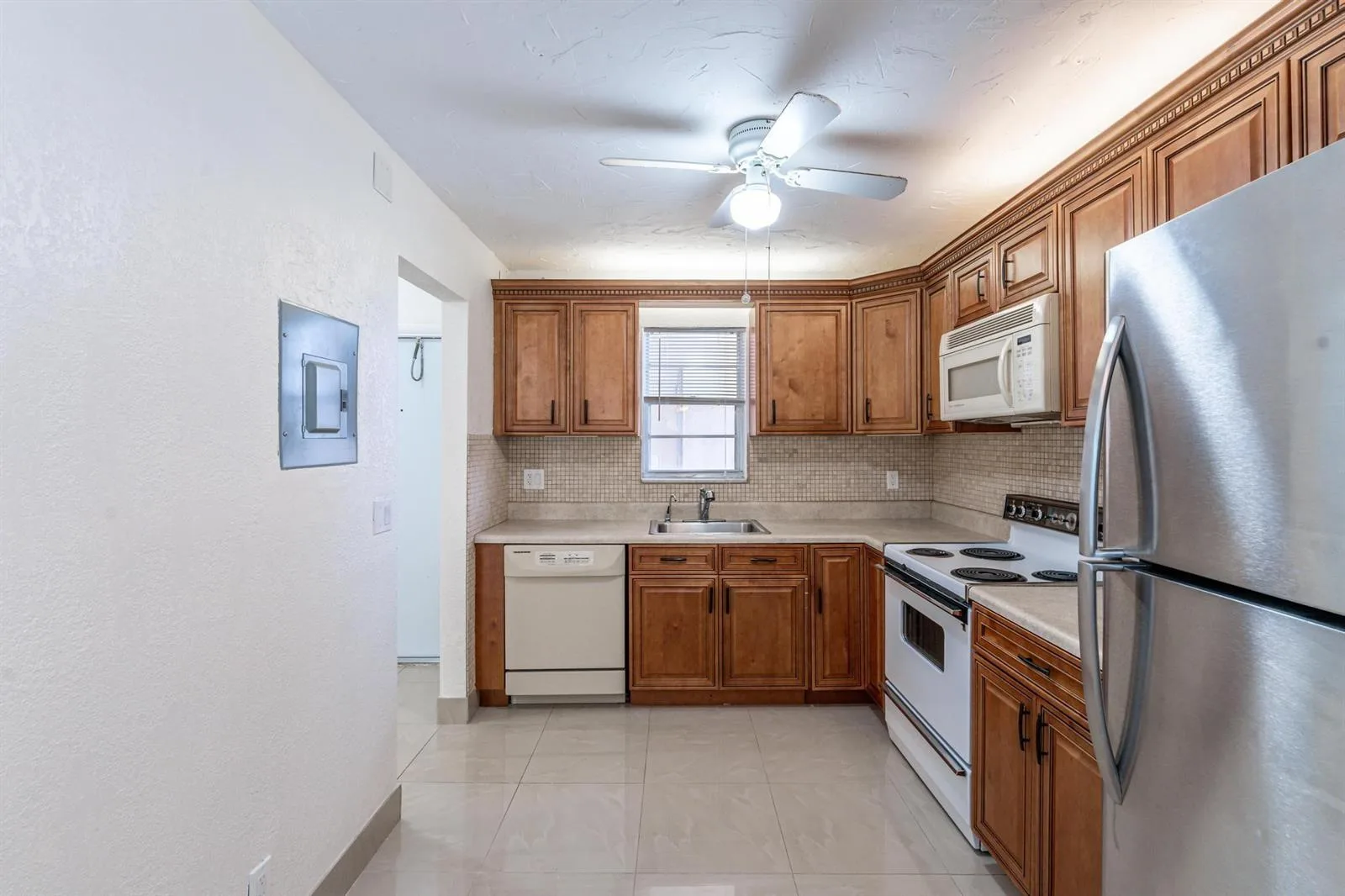 2551 Aragon Boulevard # 406, Sunrise, FL 33322