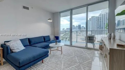 1750 N Bayshore Dr # 1712, Miami, FL 33132 photo 2